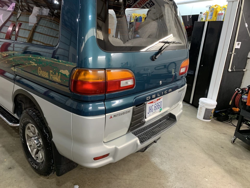 1995 Mitsubishi Delica 4th Gen - Image 30 of 31