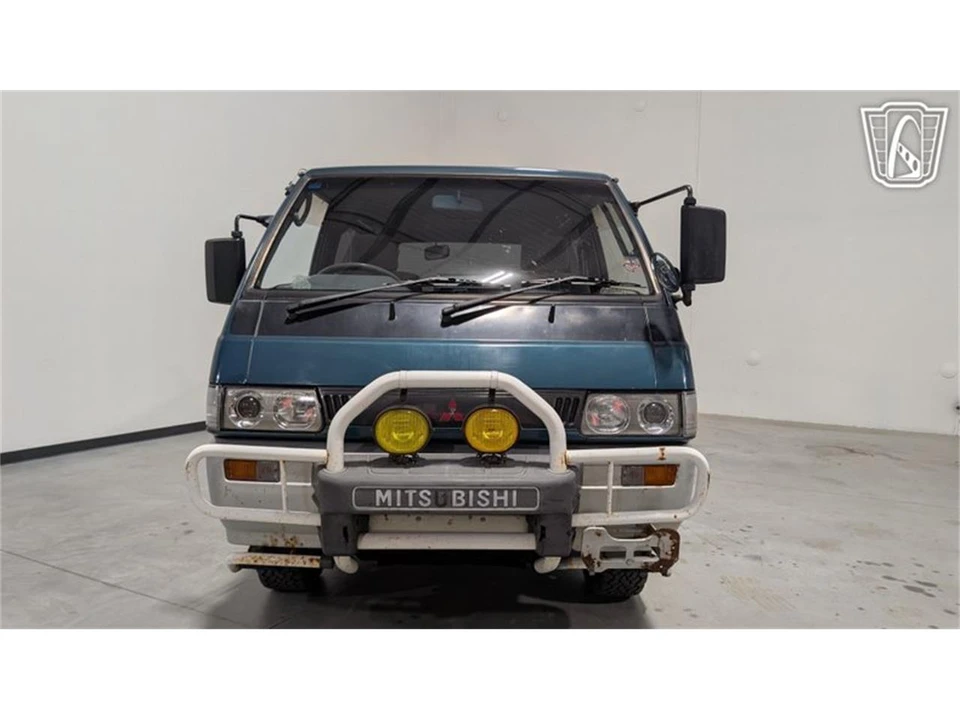 1995 Mitsubishi Delica 4th Gen - Image 24 of 31