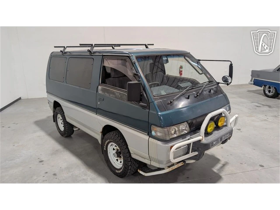 1995 Mitsubishi Delica 4th Gen - Image 20 of 31