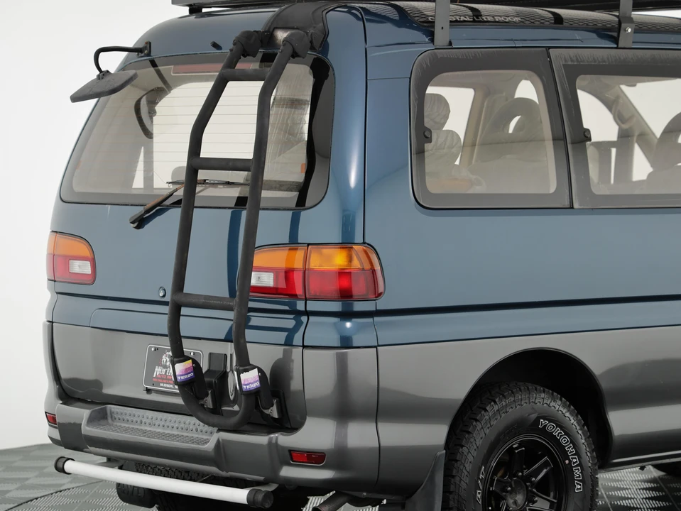 1995 Mitsubishi Delica 4th Gen - Image 29 of 31