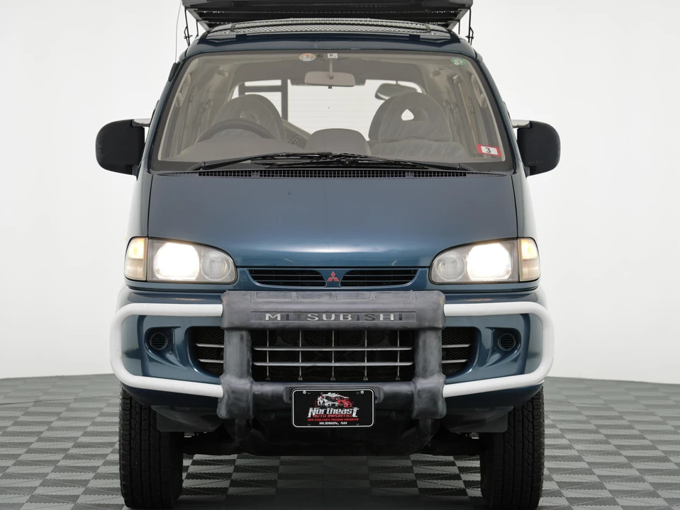 1995 Mitsubishi Delica 4th Gen - Image 6 of 31