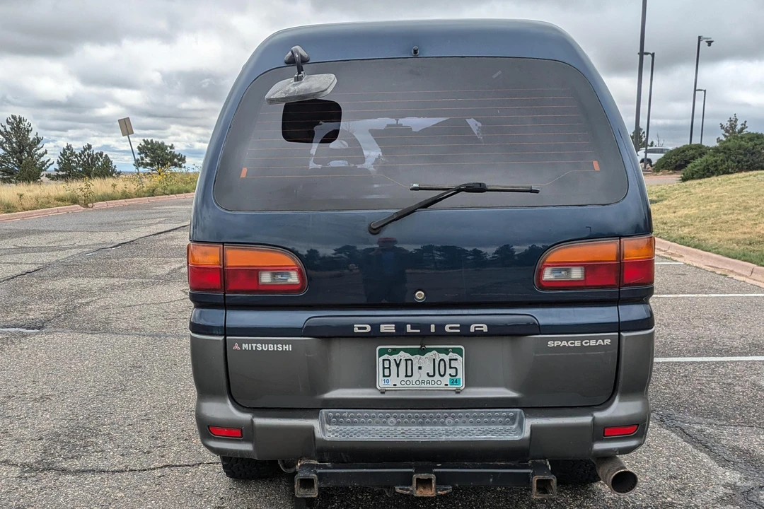 1995 Mitsubishi Delica 4th Gen - Image 5 of 31