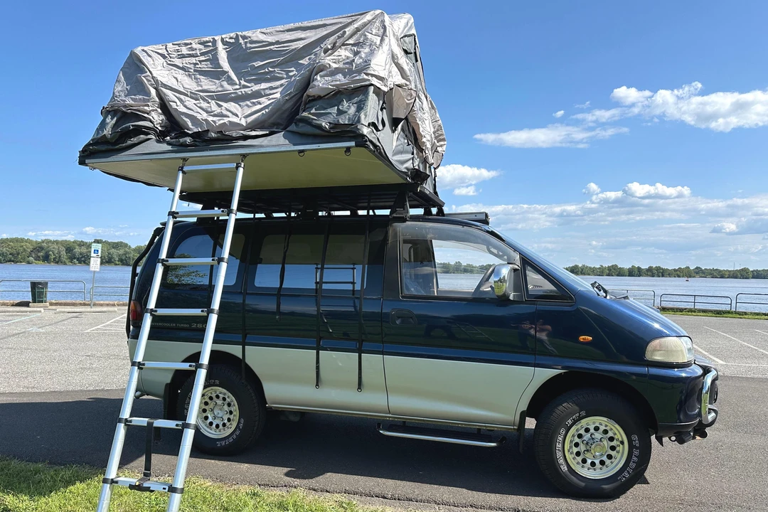 1995 Mitsubishi Delica 3rd Gen - Image 4 of 31