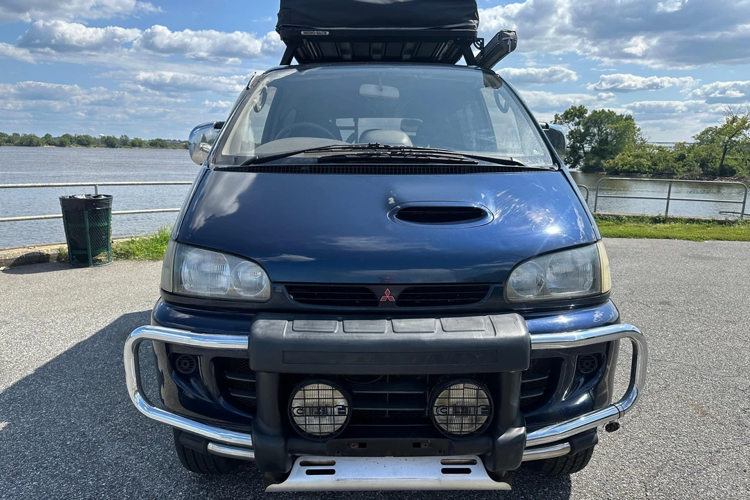 1995 Mitsubishi Delica 3rd Gen - Image 2 of 31