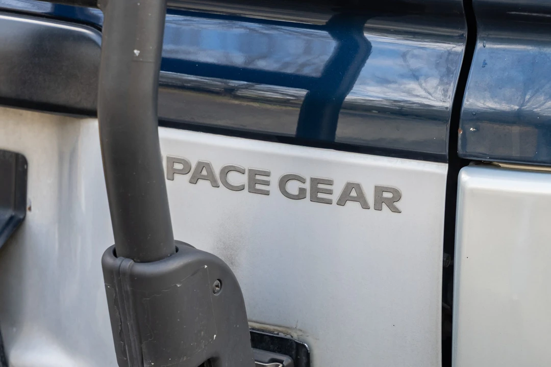1995 Mitsubishi Delica 4th Gen - Image 25 of 31