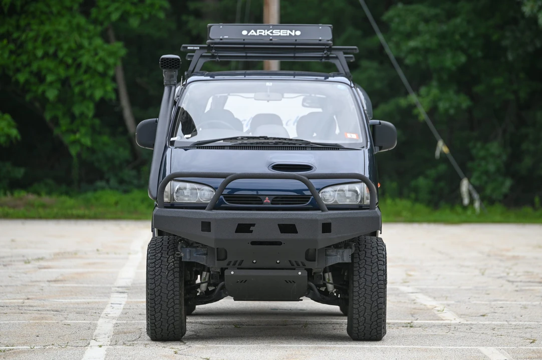 1995 Mitsubishi Delica 4th Gen - Image 12 of 31