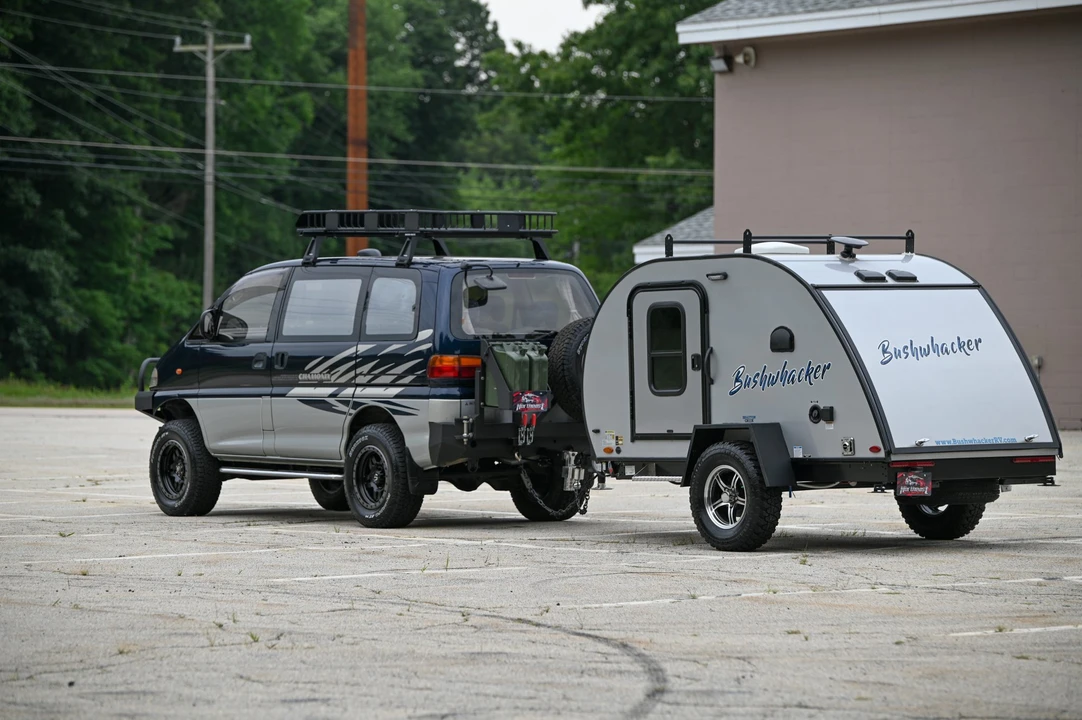 1995 Mitsubishi Delica 4th Gen - Image 5 of 31