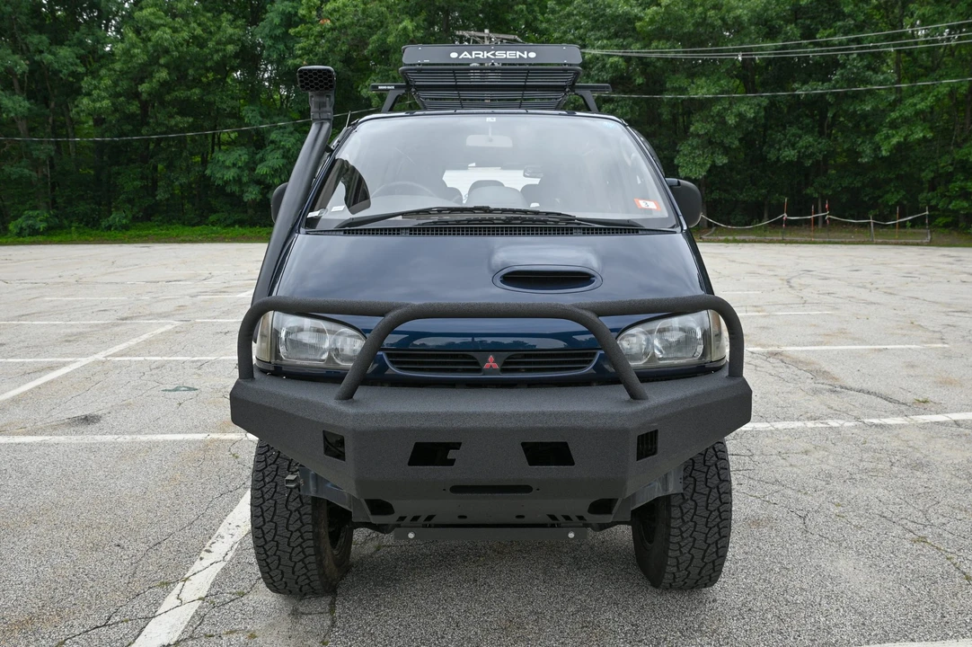 1995 Mitsubishi Delica 4th Gen - Image 13 of 31