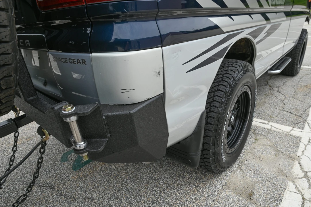 1995 Mitsubishi Delica 4th Gen - Image 29 of 31