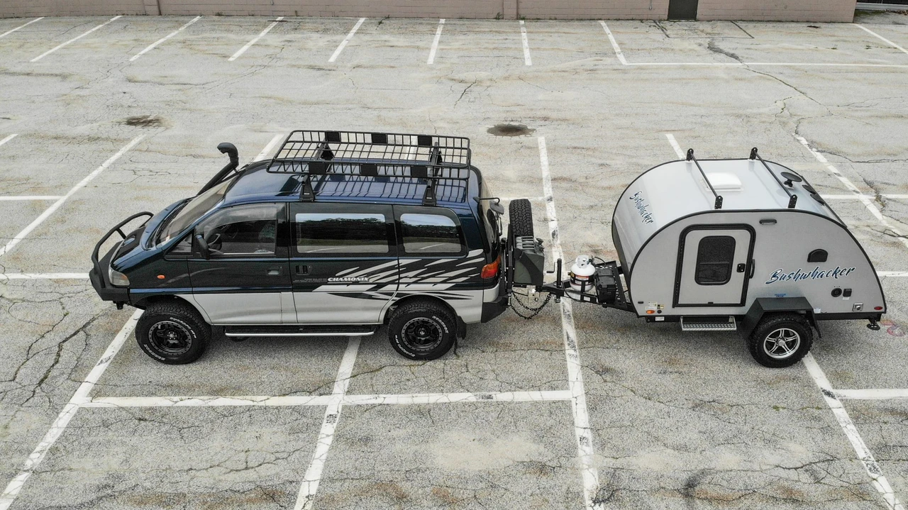 1995 Mitsubishi Delica 4th Gen - Image 15 of 31