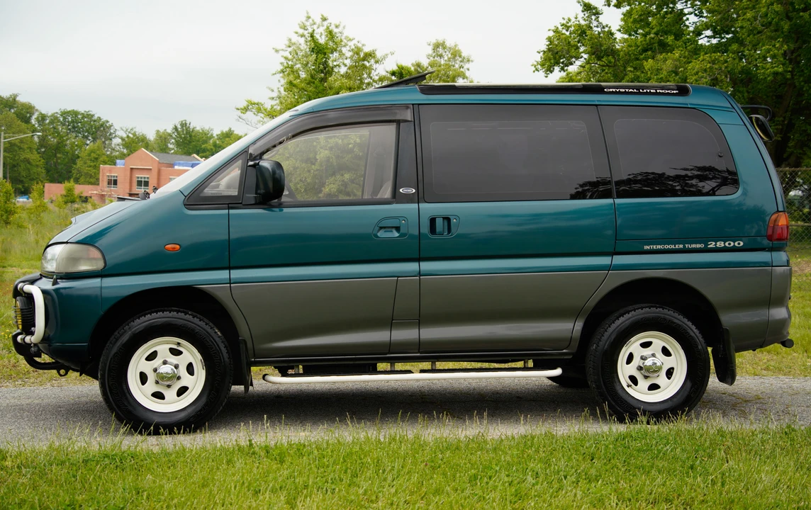1995 Mitsubishi Delica 4th Gen - Image 8 of 31