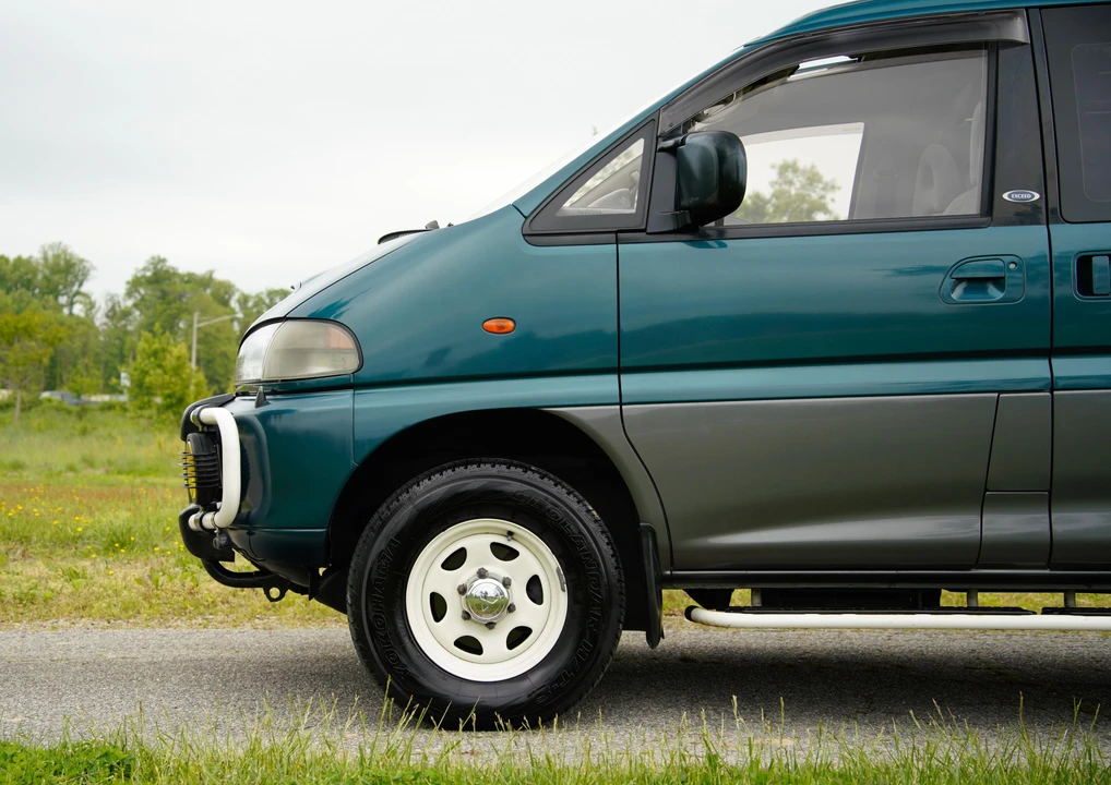 1995 Mitsubishi Delica 4th Gen - Image 28 of 31