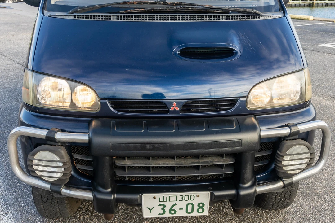 1995 Mitsubishi Delica 3rd Gen - Image 10 of 31