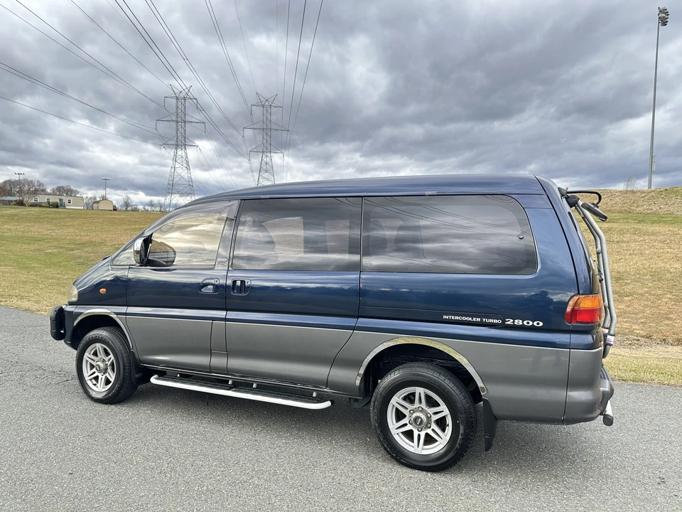 1995 Mitsubishi Delica 4th Gen - Image 11 of 31
