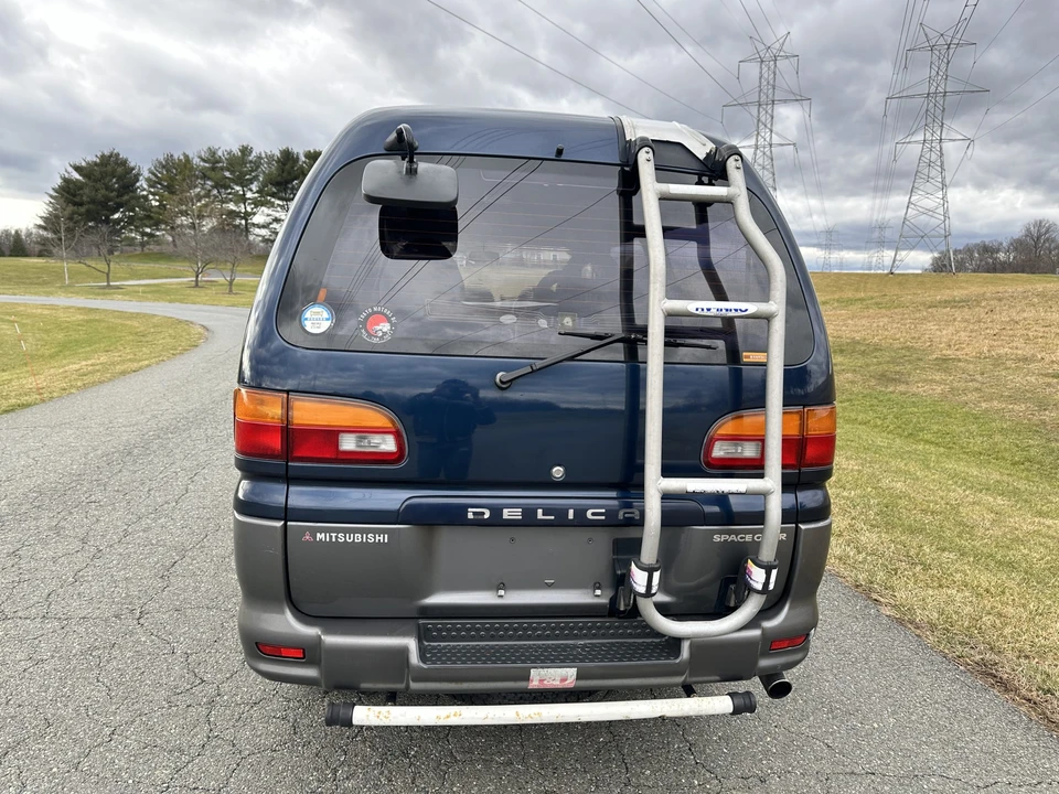 1995 Mitsubishi Delica 4th Gen - Image 18 of 31