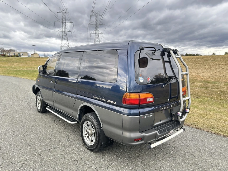 1995 Mitsubishi Delica 4th Gen - Image 14 of 31
