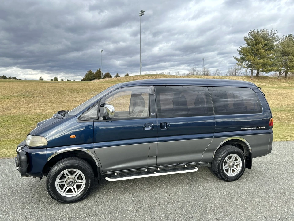 1995 Mitsubishi Delica 4th Gen - Image 8 of 31