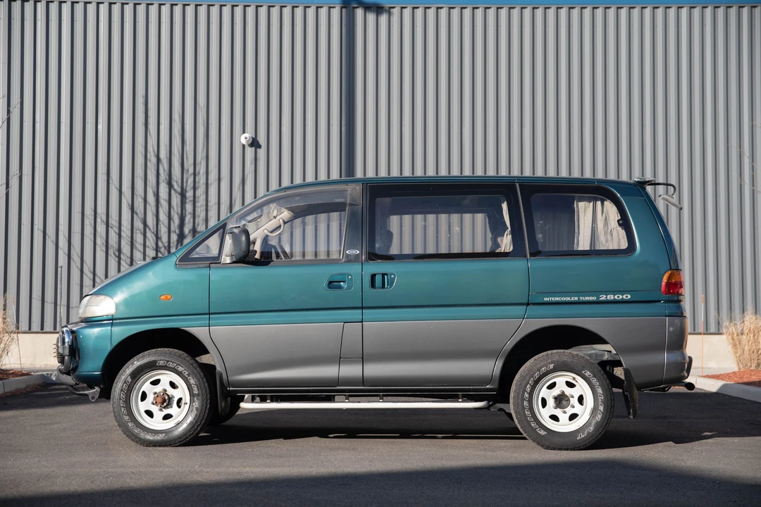 1995 Mitsubishi Delica 4th Gen - Image 20 of 31