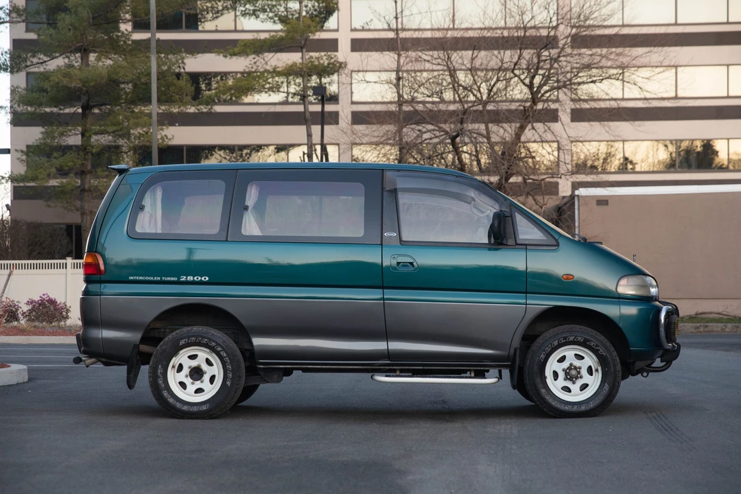 1995 Mitsubishi Delica 4th Gen - Image 30 of 31