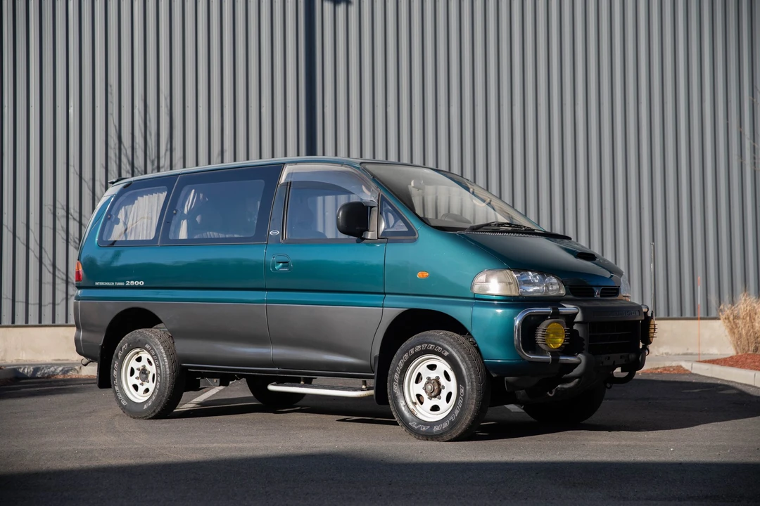 1995 Mitsubishi Delica 4th Gen - Image 8 of 31