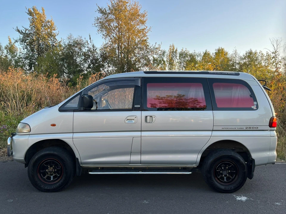 1995 Mitsubishi Delica 3rd Gen - Image 10 of 31
