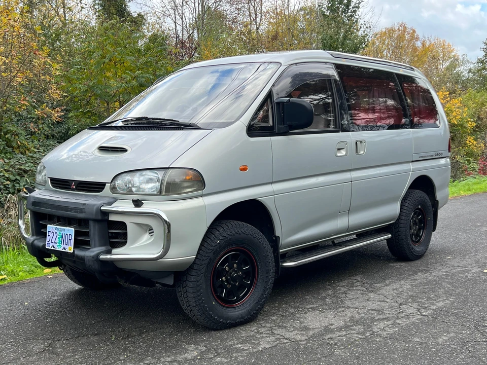 1995 Mitsubishi Delica 3rd Gen - Image 7 of 31