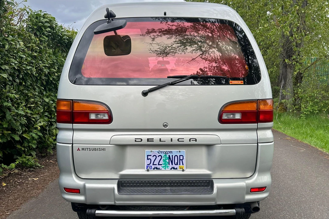 1995 Mitsubishi Delica 3rd Gen - Image 5 of 31