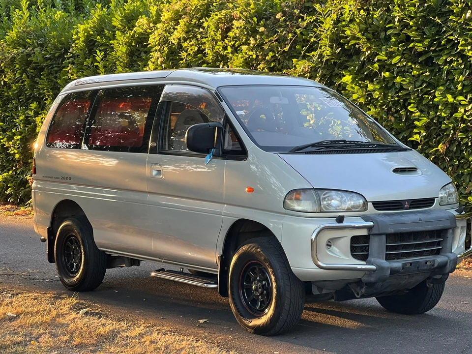 1995 Mitsubishi Delica 3rd Gen - Image 22 of 31