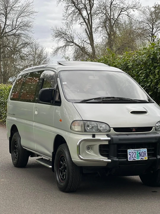 1995 Mitsubishi Delica 3rd Gen - Image 28 of 31