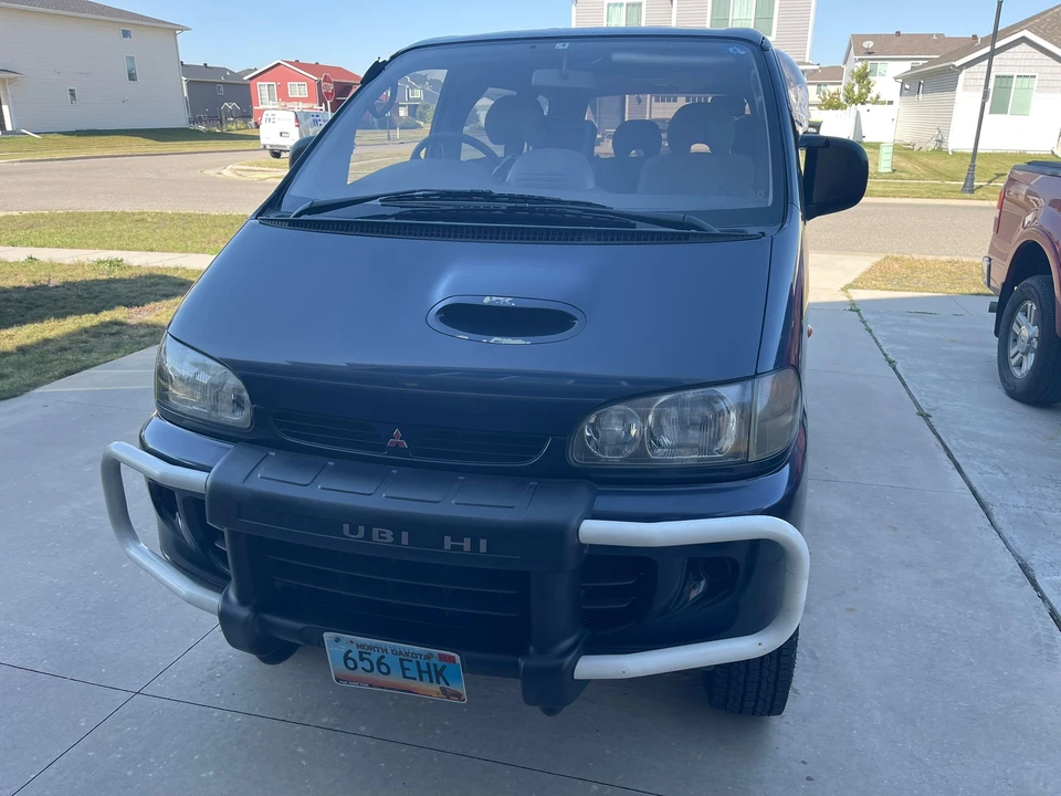1995 Mitsubishi Delica 4th Gen - Image 21 of 31