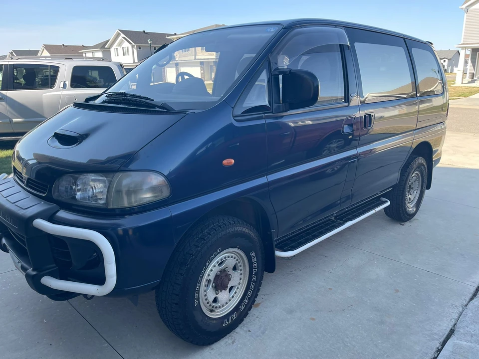1995 Mitsubishi Delica 4th Gen - Image 20 of 31