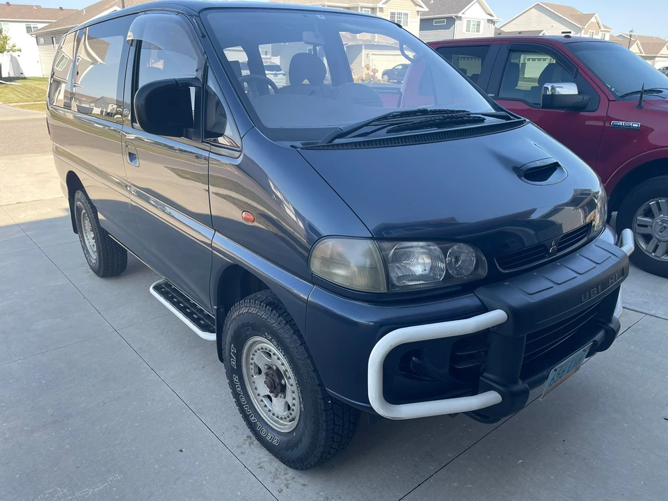 1995 Mitsubishi Delica 4th Gen - Image 24 of 31