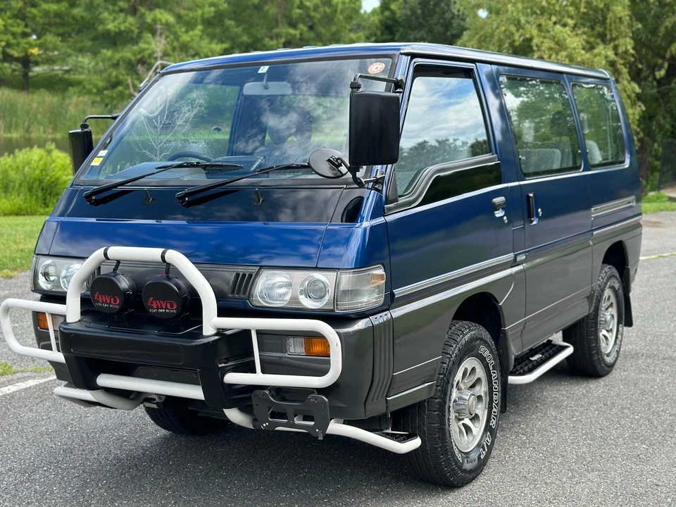 1995 Mitsubishi Delica 4th Gen - Image 9 of 31
