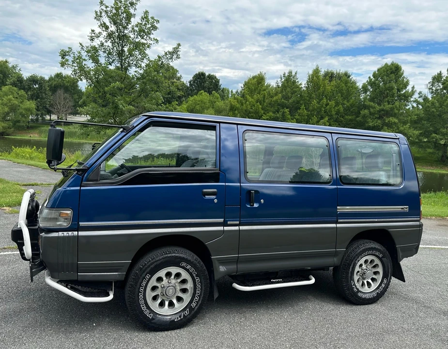 1995 Mitsubishi Delica 4th Gen - Image 19 of 31