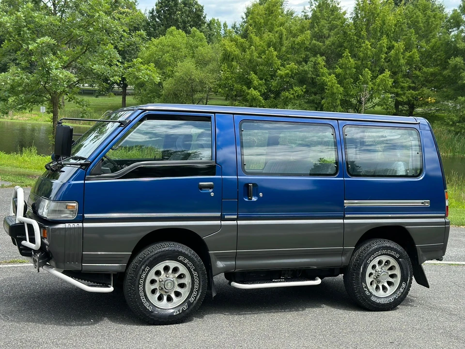 1995 Mitsubishi Delica 4th Gen - Image 20 of 31