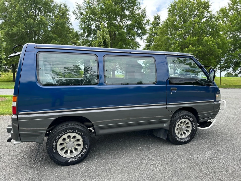 1995 Mitsubishi Delica 4th Gen - Image 30 of 31