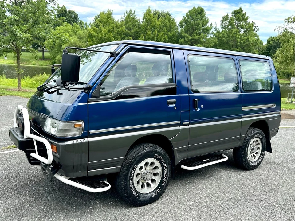1995 Mitsubishi Delica 4th Gen - Image 17 of 31
