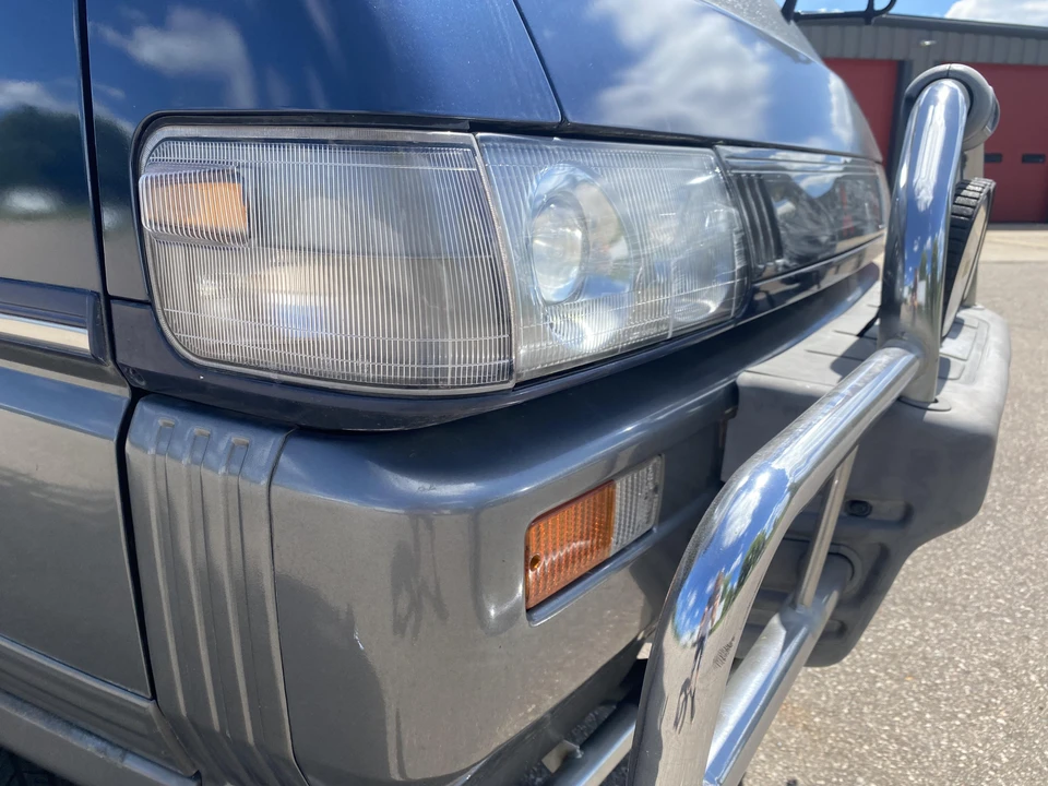 1995 Mitsubishi Delica 4th Gen - Image 10 of 31