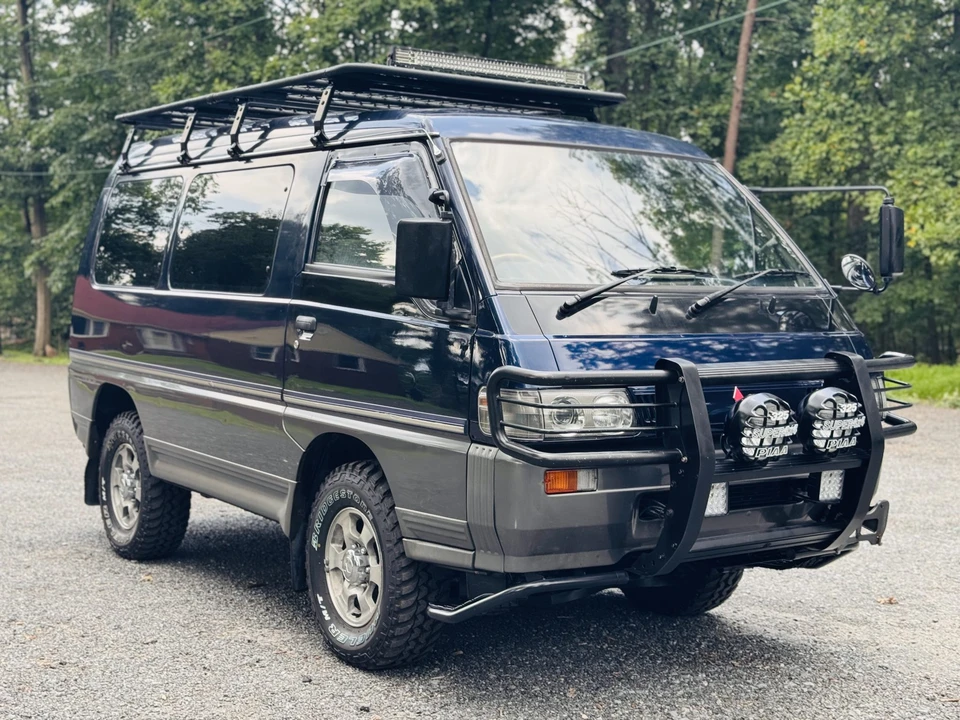 1995 Mitsubishi Delica 4th Gen - Image 22 of 31
