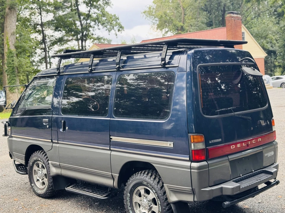 1995 Mitsubishi Delica 4th Gen - Image 9 of 31