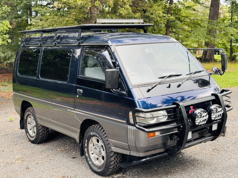 1995 Mitsubishi Delica 4th Gen - Image 21 of 31