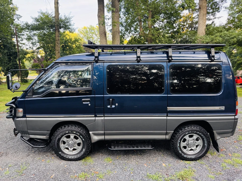 1995 Mitsubishi Delica 4th Gen - Image 6 of 31