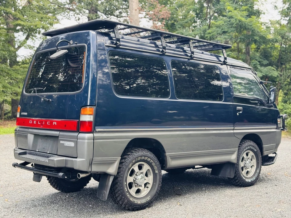 1995 Mitsubishi Delica 4th Gen - Image 15 of 31