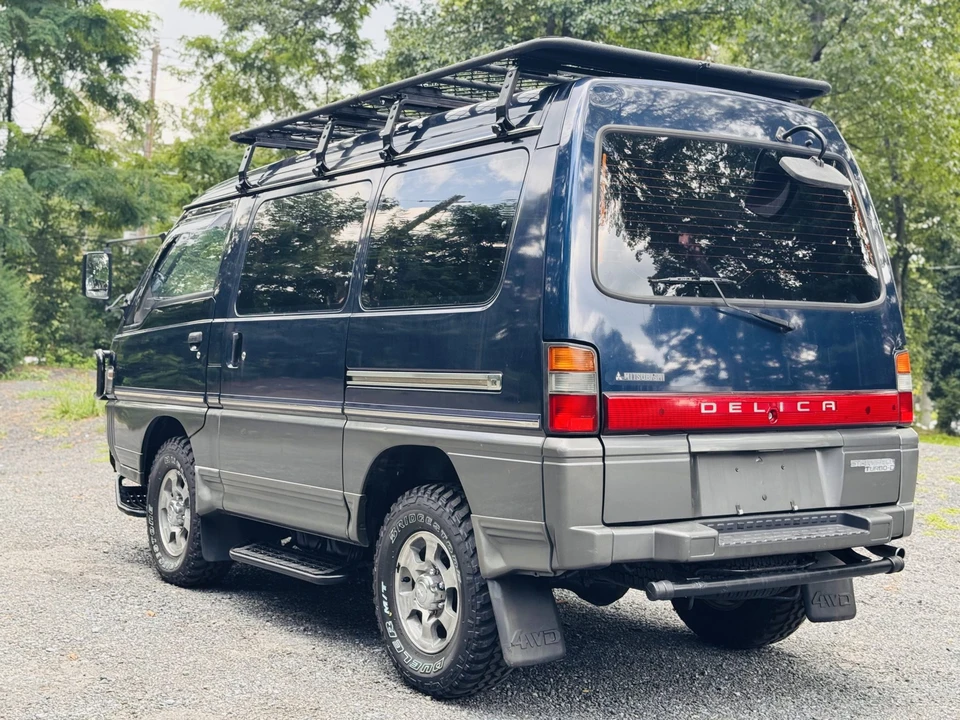 1995 Mitsubishi Delica 4th Gen - Image 10 of 31
