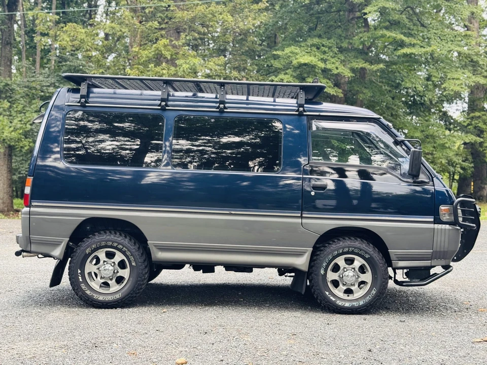 1995 Mitsubishi Delica 4th Gen - Image 17 of 31