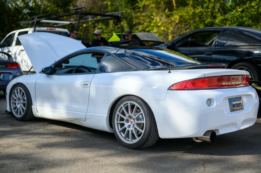 1995 Mitsubishi Eclipse 2nd Gen - Image 2 of 7