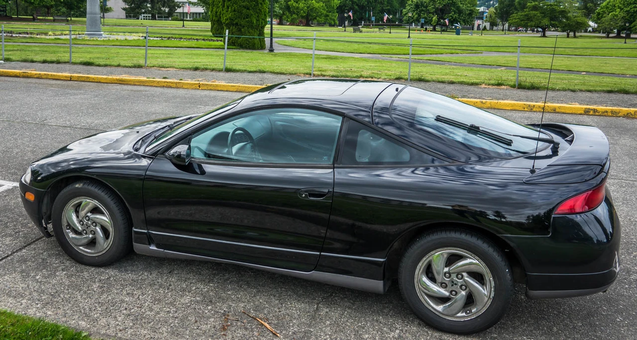 1995 Mitsubishi Eclipse 2nd Gen - Image 4 of 31