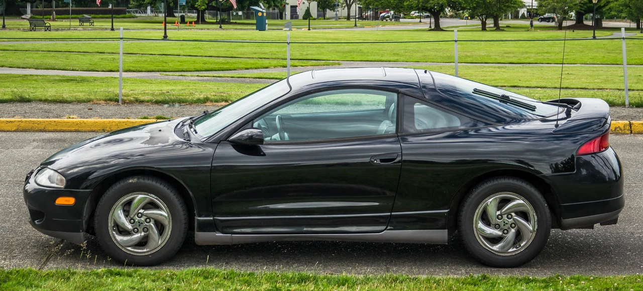 1995 Mitsubishi Eclipse 2nd Gen - Image 10 of 31