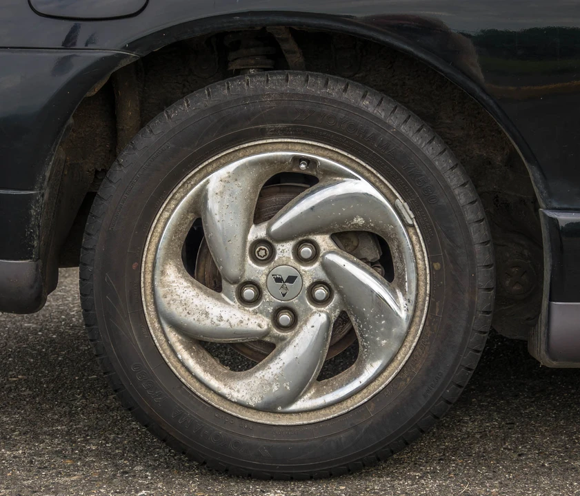 1995 Mitsubishi Eclipse 2nd Gen - Image 18 of 31