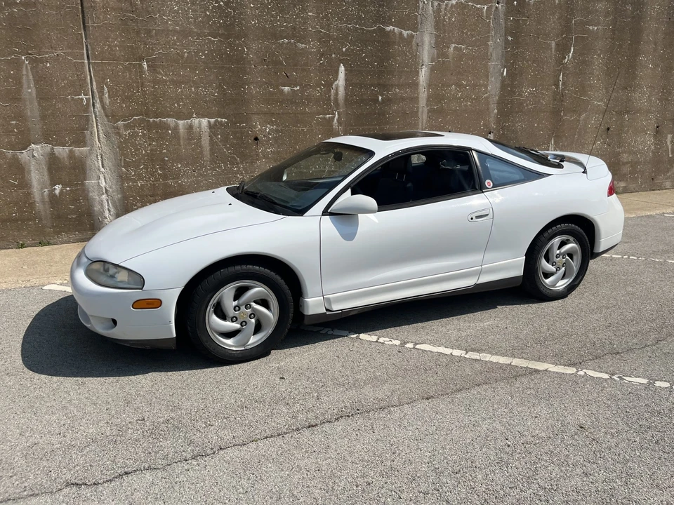 1995 Mitsubishi Eclipse 2nd Gen - Image 14 of 31